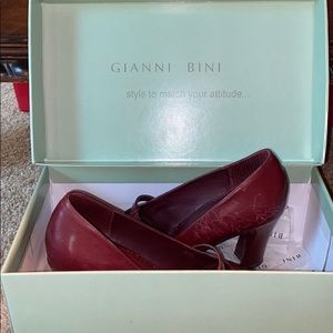 Gianni Bini winter red heel